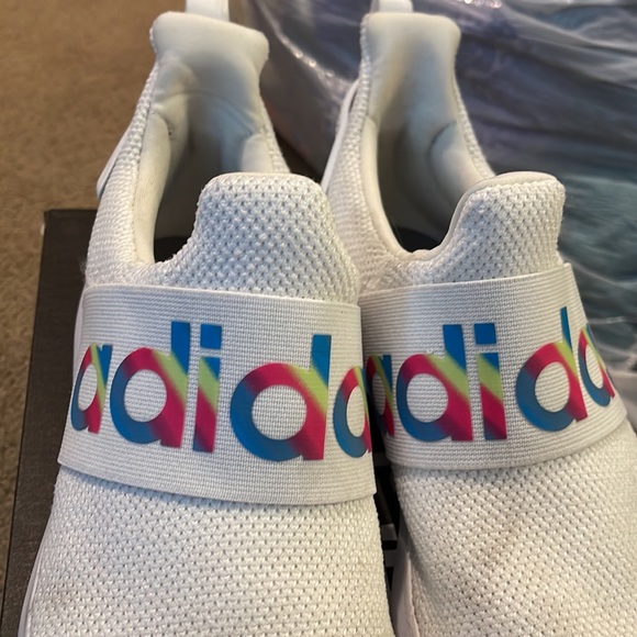 Adidas Lite Racer size 7 - Picture 2 of 3